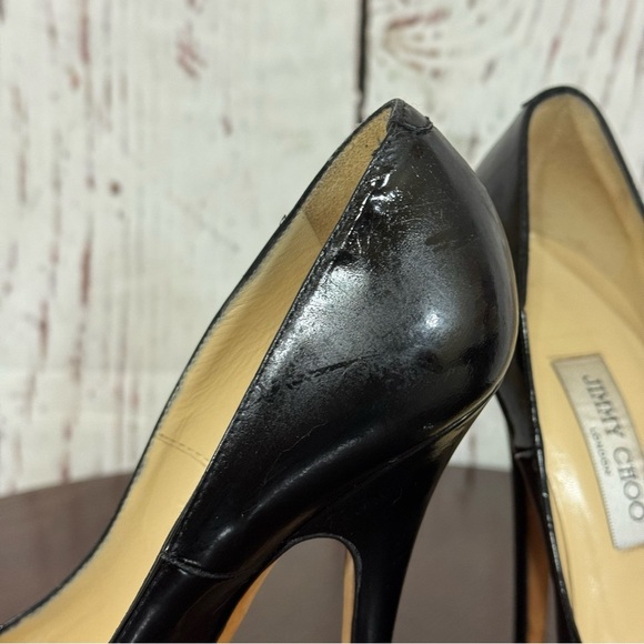 Jimmy Choo Black Patent Leather almond toe 1” Platfrom 6”Heels 37.5 (7)  GUC - Picture 11 of 17